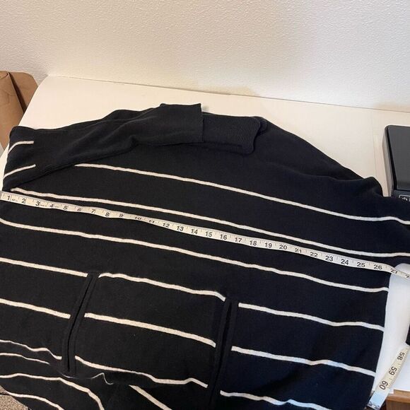 Garnet Hill Oversized Cashmere Blend Striped Turtleneck Sweater Tunic Size Small - Picture 8 of 8